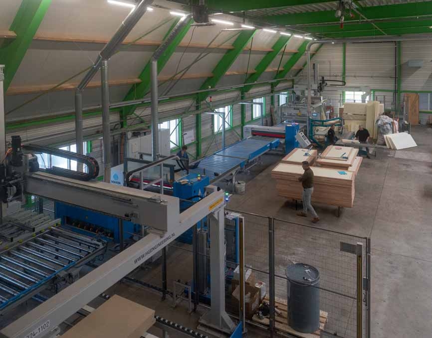 Complete deurenlijn voor Deurenfabriek Suselbeek